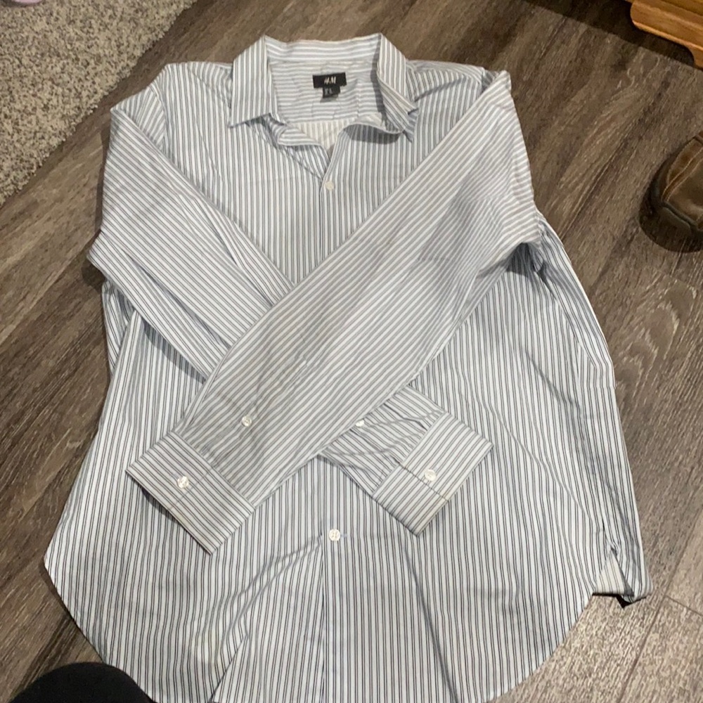 H&M long Sleeve button down